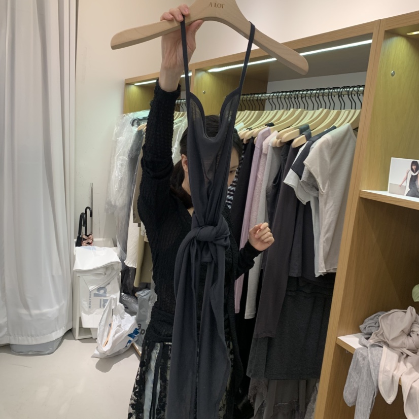 ALOT韓國直郵女士新款熱賣職業休閑時尚推薦26春夏吊帶背心A LOT吊帶/背心圖色2