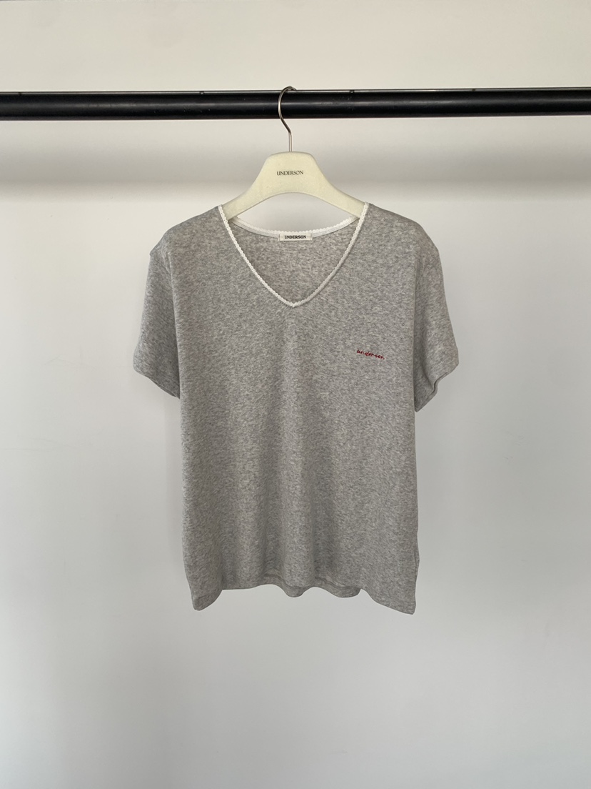 UNDERSON韓國東大門直郵女裝新款熱賣人氣職業時尚T恤V領UNDERSONT恤圖色3