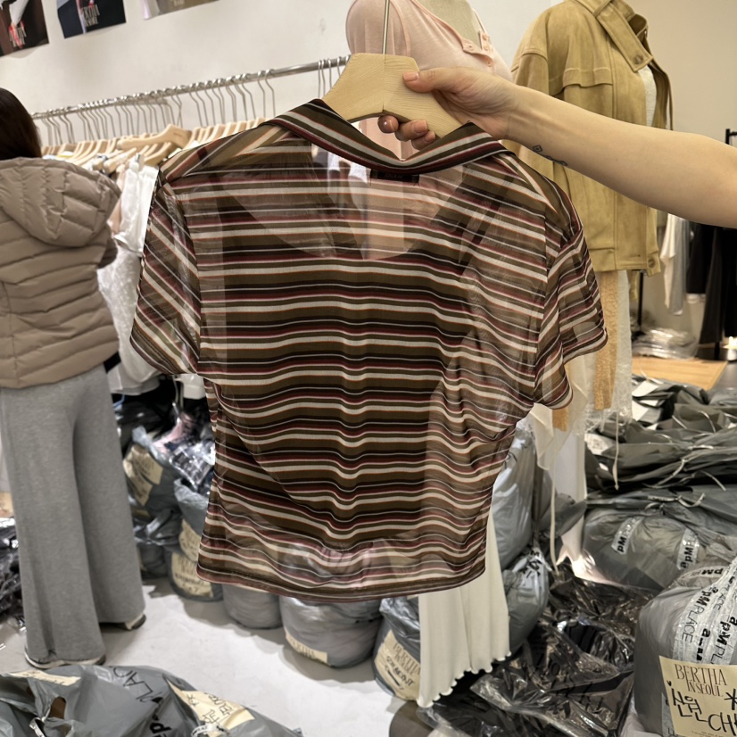 BERTHA韓國代購女士新款職業襯衫蕾絲衫不含內搭網眼條紋BERTHA襯衫/蕾絲衫