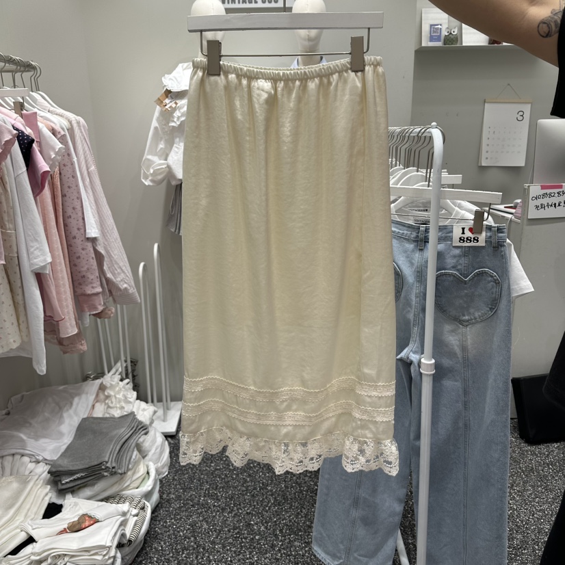 VINTAGE 888韓國東大門直郵女裝新款人氣熱賣26春夏長裙蕾絲VINTAGE888/TRIPLE EIGHT長裙圖色2