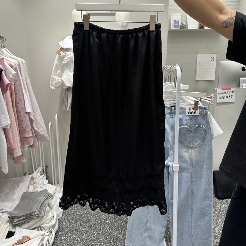 VINTAGE 888韓國東大門直郵女裝新款人氣熱賣26春夏長裙蕾絲VINTAGE888/TRIPLE EIGHT長裙圖色3