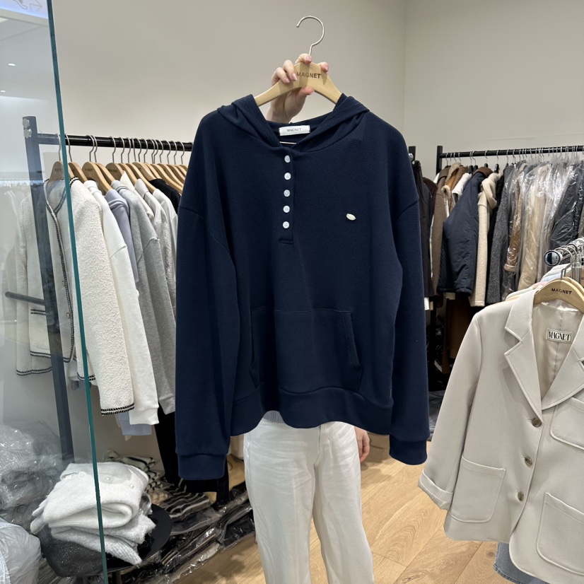 M.G.N韓國直郵女士新款26春夏推薦職業休閑人氣熱賣衛衣MAGNET衛衣圖色4