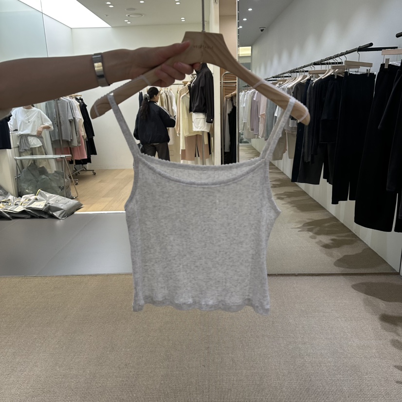 VEGETABLE韓國東大門直郵女裝新品人氣時尚職業推薦吊帶背心VEGETABLE吊帶/背心圖色2