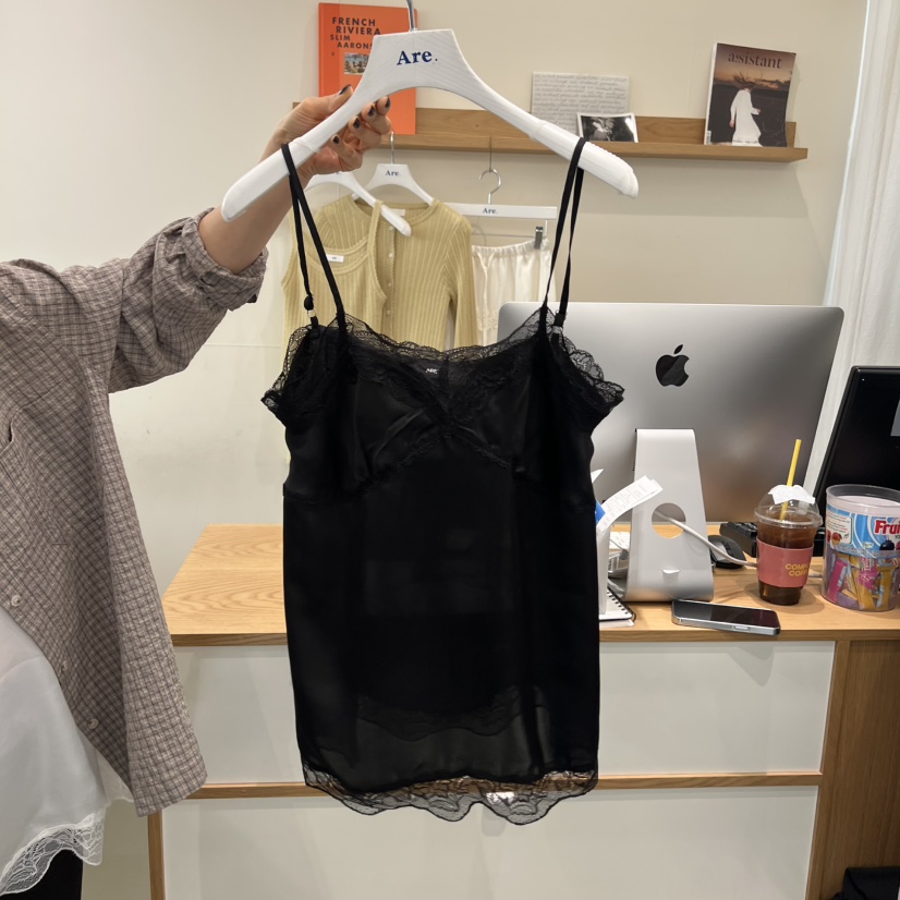 ARE韓國代購女士新款26春夏推薦職業吊帶背心不含內搭蕾絲ARE YOU/ARE吊帶/背心圖色1