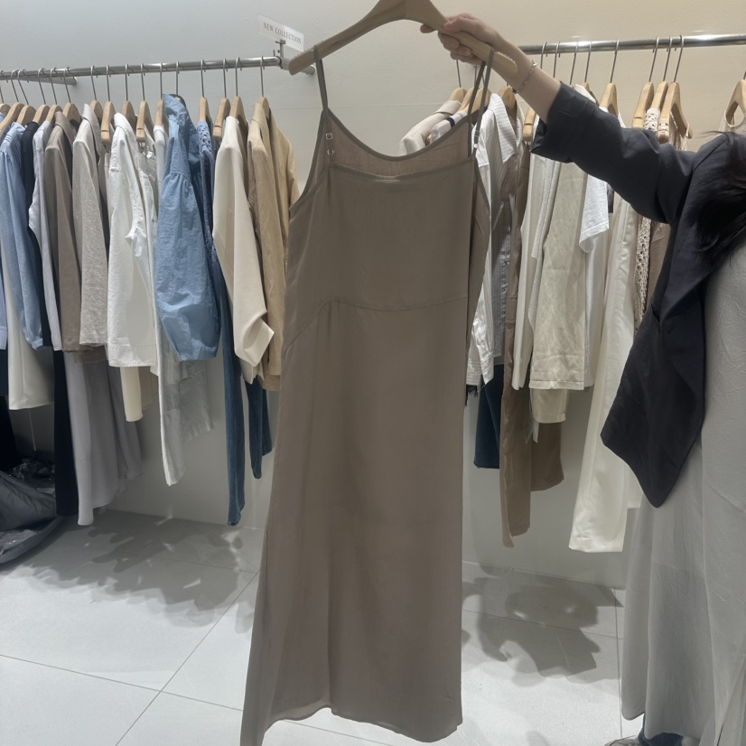 BLUEI-D/N SHARP韓國直郵女士新款人氣時尚熱賣連衣裙Blue i-d/N SHARP連衣裙