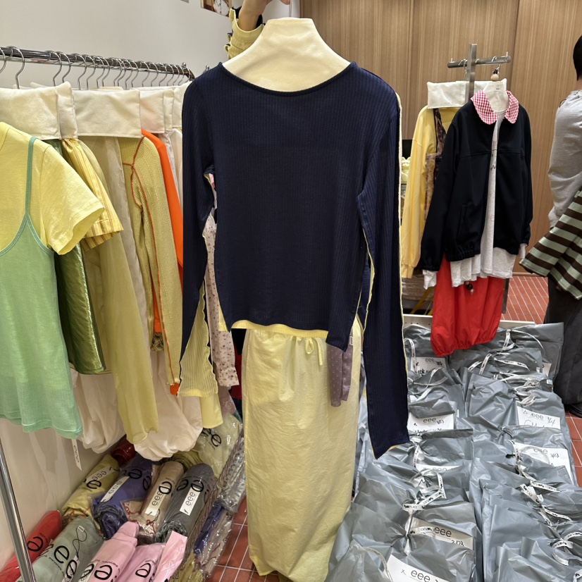 E/E/E韓國東大門直郵女裝新款人氣26春夏職業推薦長袖T恤E/E/E長袖T恤