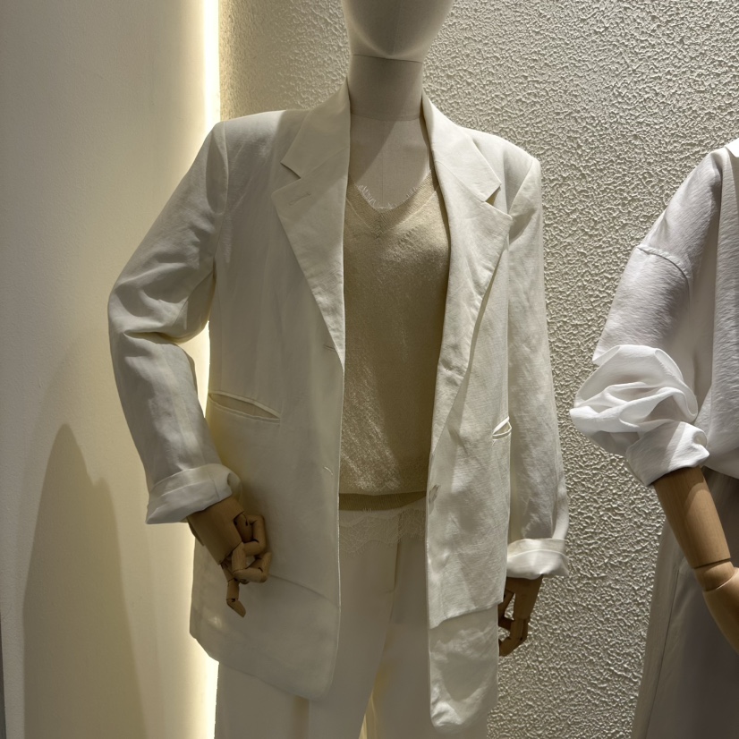 BLUEI-D/N SHARP韓國代購女裝新品推薦職業時尚休閑夾克Blue i-d/N SHARP夾克圖色2