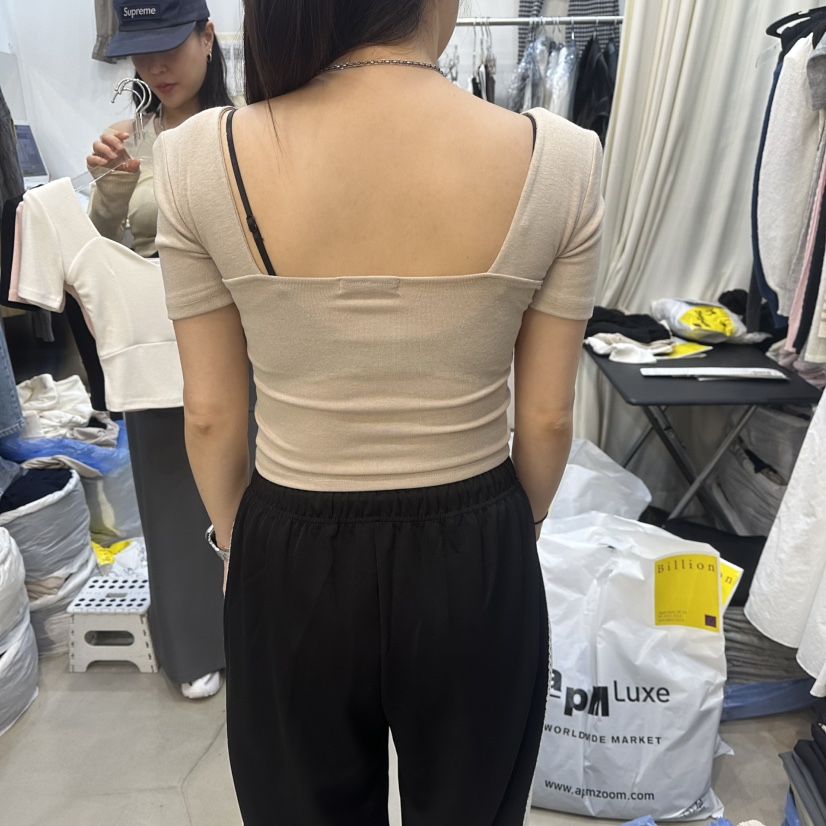 BILLION-L韓國東大門代購女士新款熱賣時尚人氣職業26春夏T恤BILLION-LT恤
