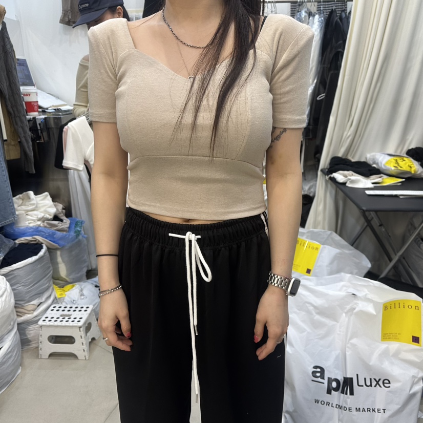 BILLION-L韓國東大門代購女士新款熱賣時尚人氣職業26春夏T恤BILLION-LT恤圖色4