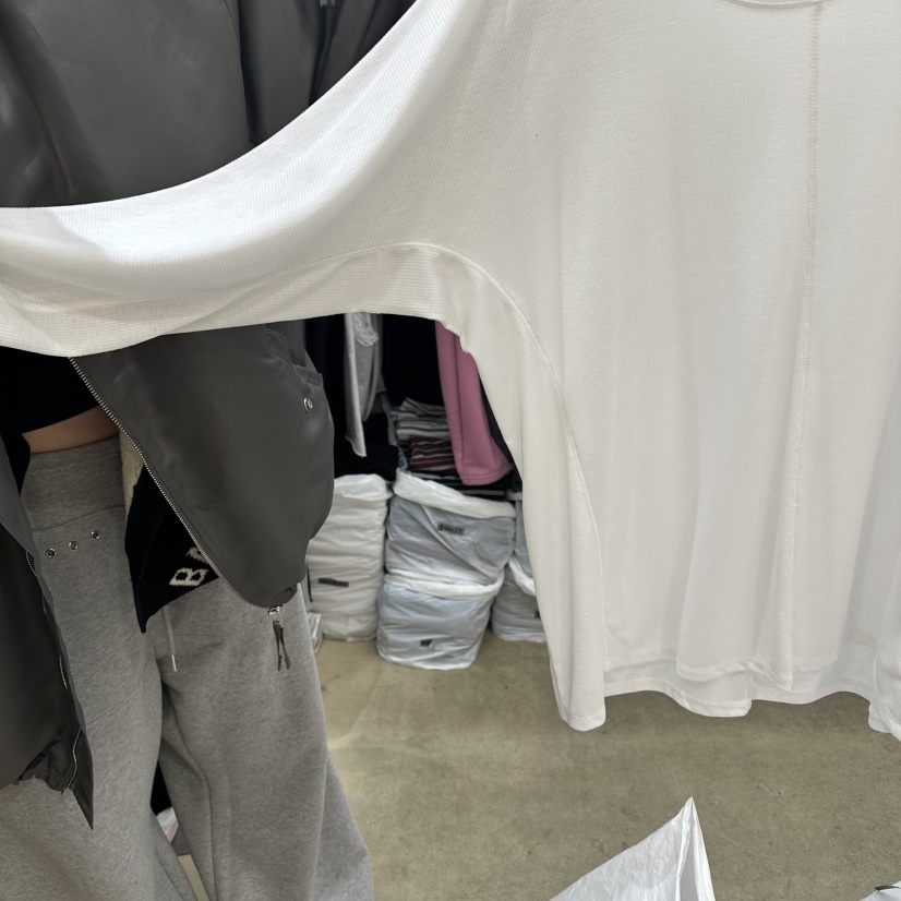 MAGOT韓國直郵女士新款推薦人氣休閑熱賣時尚26春夏長袖T恤IIIΛGOT/MAGOT長袖T恤