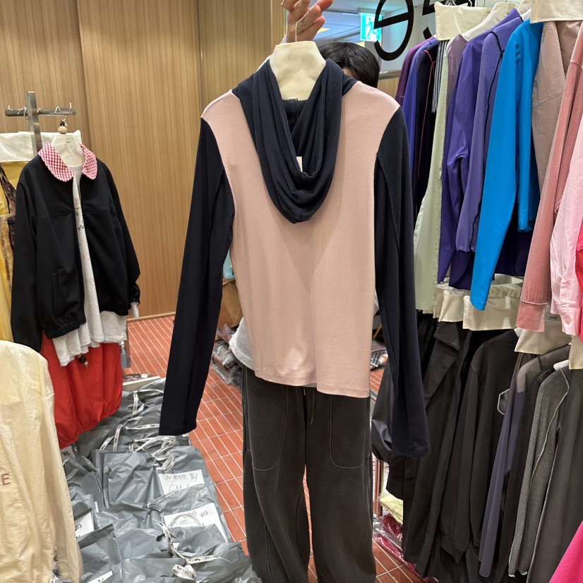 E/E/E韓國代購女士新款推薦職業休閑長袖T恤不對稱連帽衫E/E/E長袖T恤