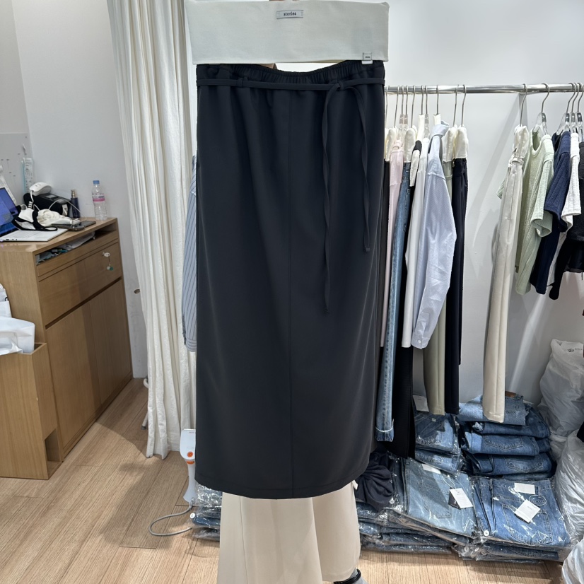 STORIES韓國直郵實拍女士新款職業休閑時尚推薦人氣26春夏長裙STORIES長裙圖色2墨色