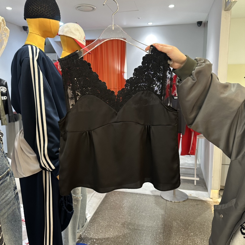 MAGOT韓國東大門直郵女裝新品職業熱賣休閑時尚吊帶背心蕾絲IIIΛGOT/MAGOT吊帶/背心圖色2