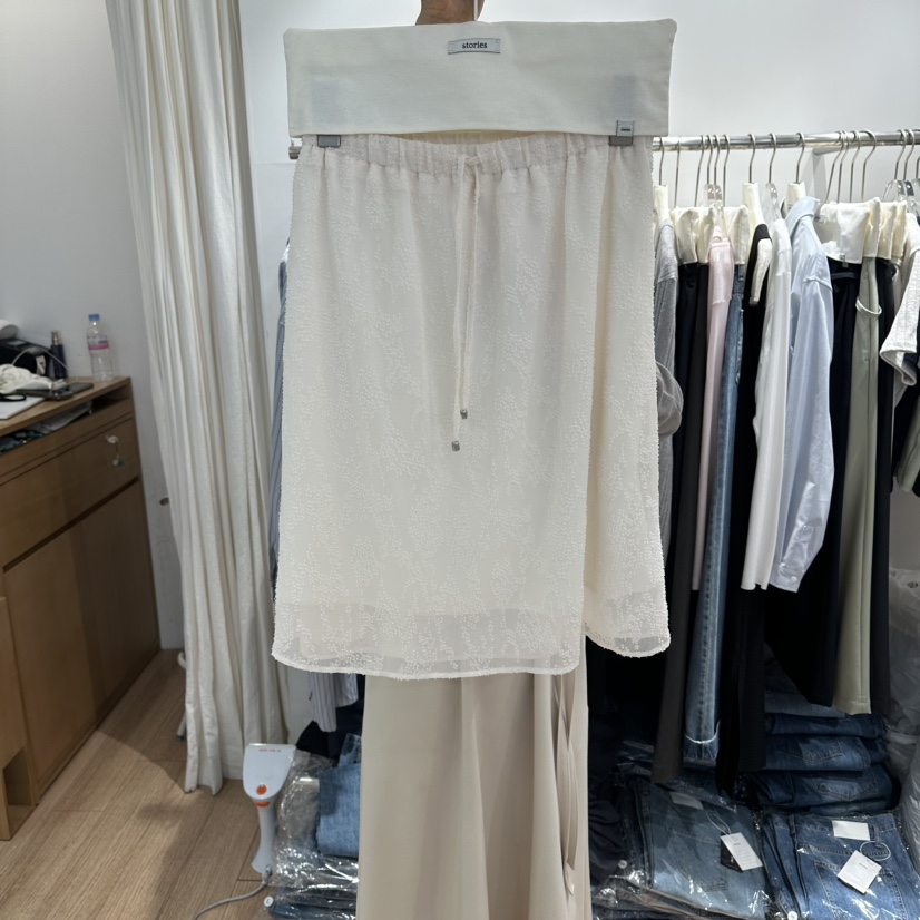 STORIES韓國代購女士新款人氣職業休閑熱賣推薦半身裙中短裙STORIES半身裙/中短裙圖色1