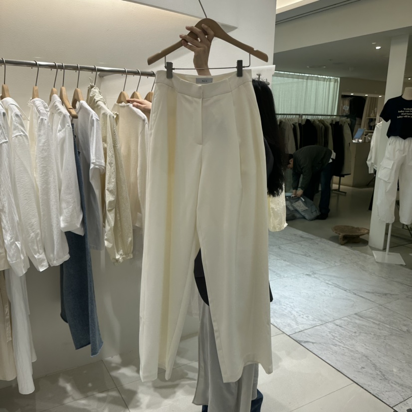 BLUEI-D/N SHARP韓國直郵實拍女裝新品推薦休閑休閑褲Blue i-d/N SHARP休閑褲圖色4