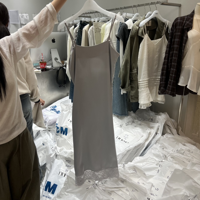 NUESE東大門直郵女裝新品熱賣休閑職業26春夏推薦人氣連衣裙NUESE連衣裙