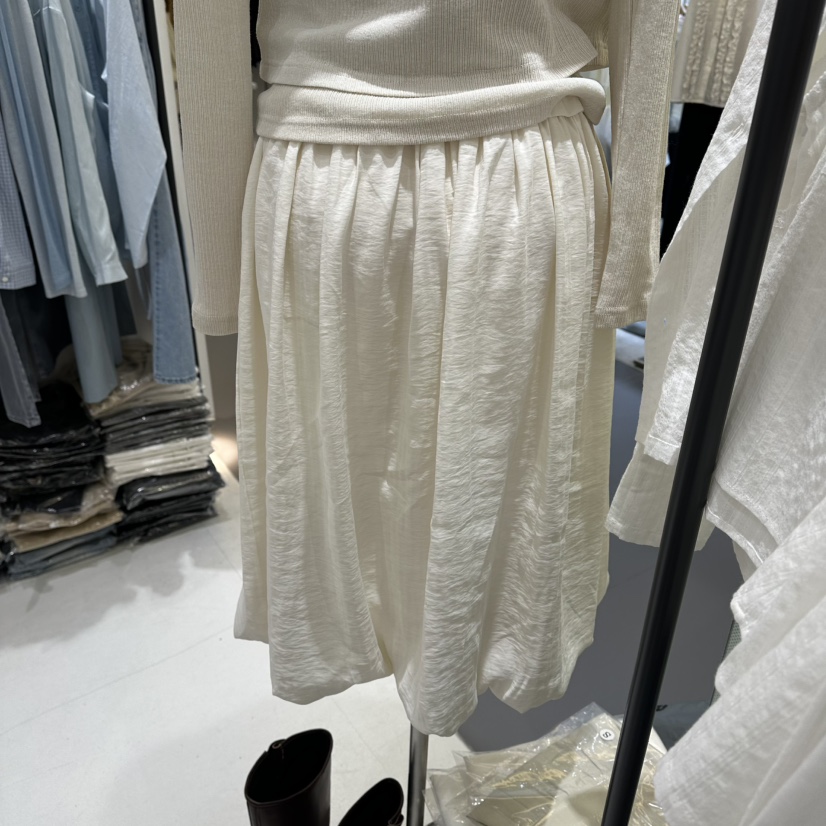 AURA韓國直郵女士新品推薦職業熱賣時尚26春夏半身裙中短裙Au ra半身裙/中短裙