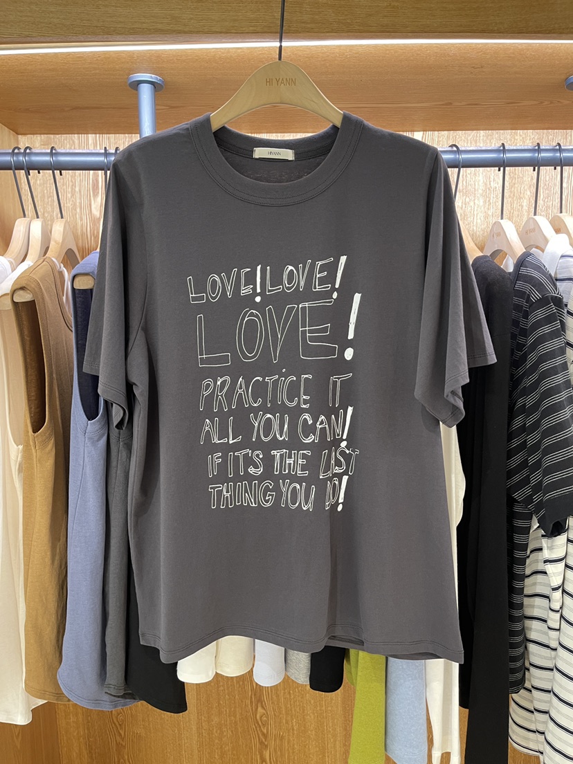 HI YANN韓國東大門直郵女裝新款人氣職業26春夏推薦時尚T恤HI YANNT恤圖色3