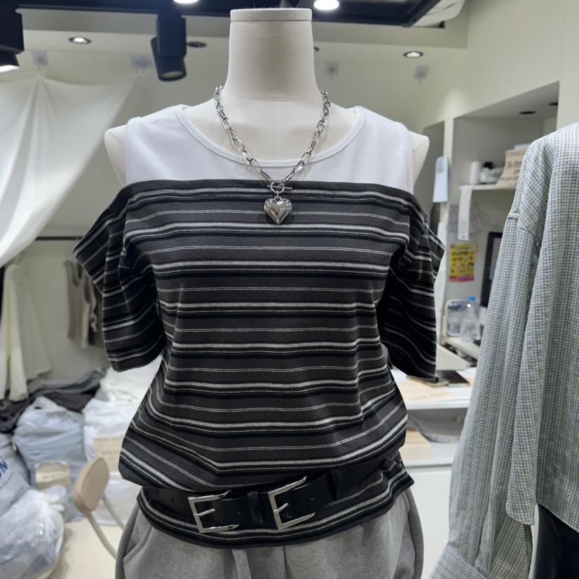 OWNS韓國東大門直郵女士新款時尚推薦熱賣休閑職業T恤假兩件OWNS HAUST恤