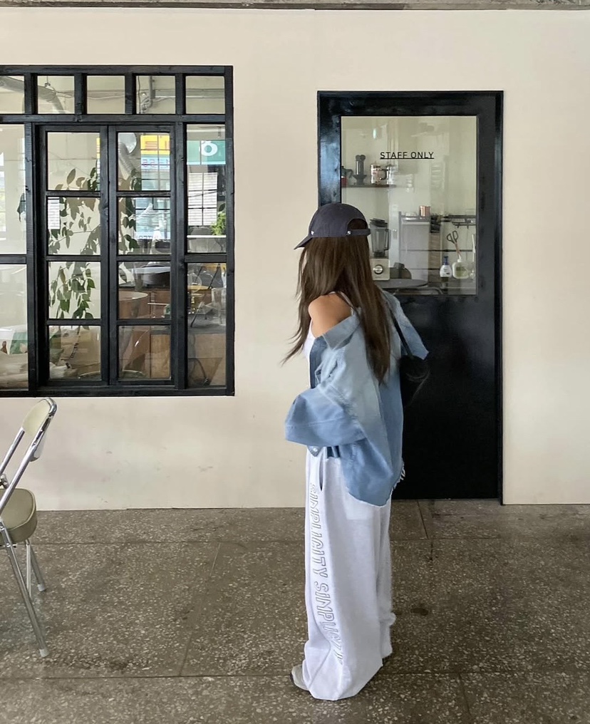 BADCALM韓國直郵女裝新品休閑熱賣推薦人氣真品襯衫蕾絲衫BADCALM襯衫/蕾絲衫