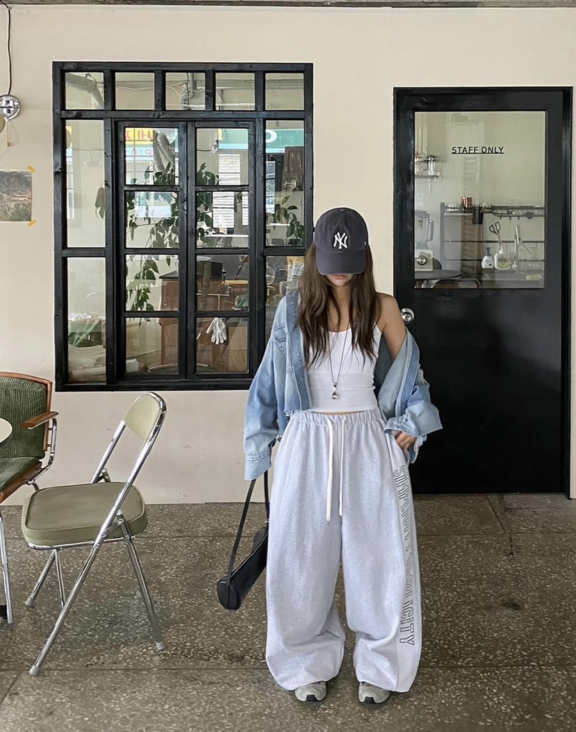 BADCALM韓國直郵女裝新品休閑熱賣推薦人氣真品襯衫蕾絲衫BADCALM襯衫/蕾絲衫