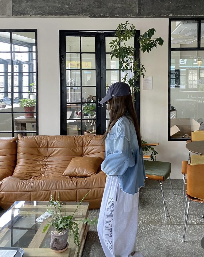 BADCALM韓國直郵女裝新品休閑熱賣推薦人氣真品襯衫蕾絲衫BADCALM襯衫/蕾絲衫