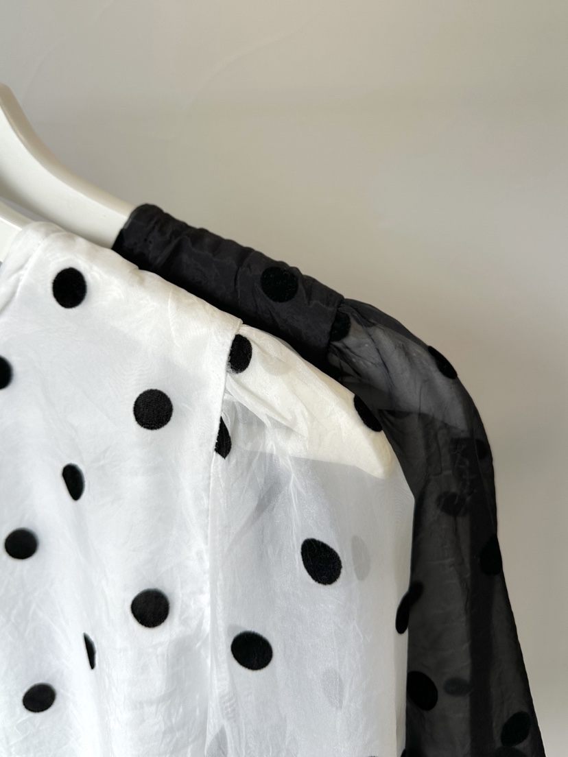 CLASSY-O東大門代購女士新款26春夏熱賣休閑襯衫蕾絲衫透視CLASSY-O襯衫/蕾絲衫