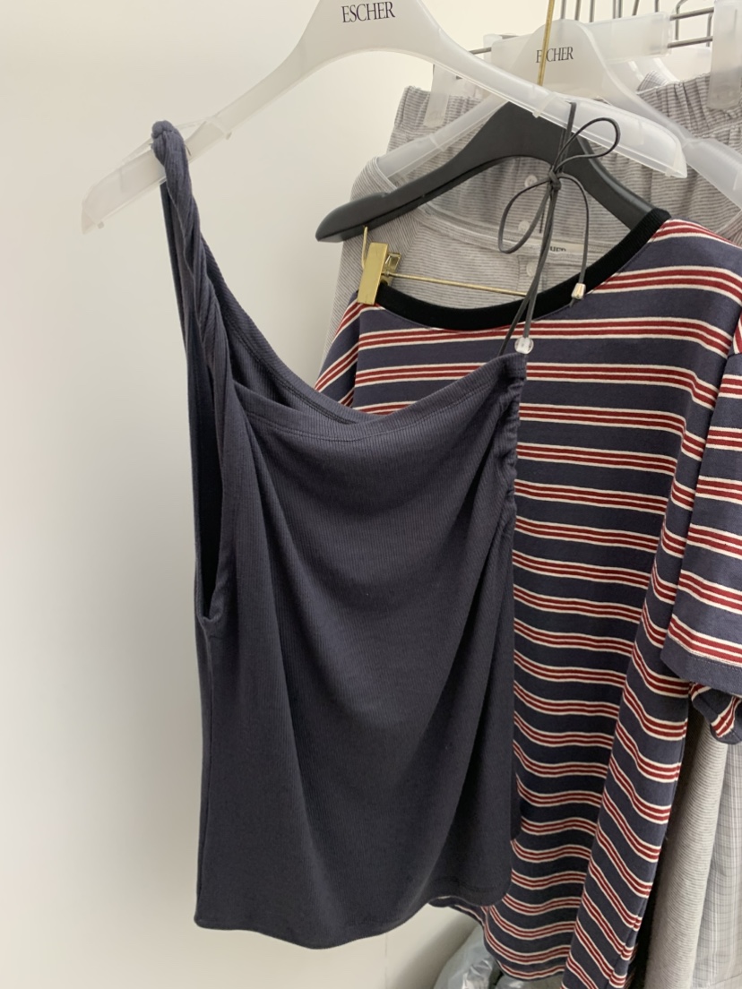 ESCHER韓國代購女士新款熱賣人氣吊帶背心不含內搭不對稱ESCHER吊帶/背心圖色2