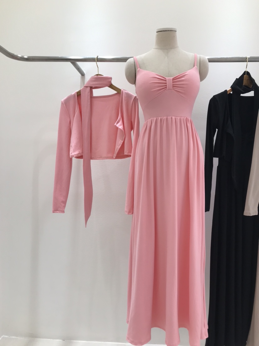 KC MARKET東大門代購女裝新款人氣26春夏套裝含脖帶兩件套KC MARKET套裝