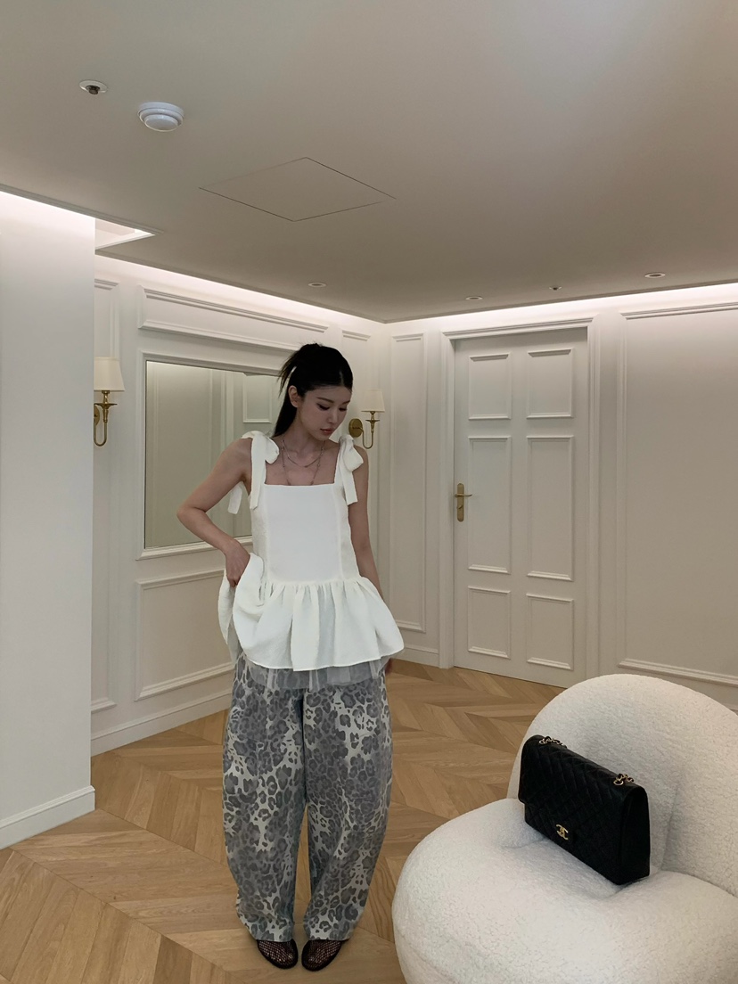 VIRKIN東大門實拍女士新品時尚休閑職業熱賣人氣26春夏牛仔褲VIRKIN牛仔褲