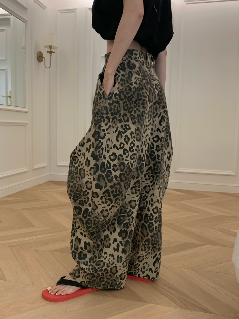 VIRKIN東大門實拍女士新品時尚休閑職業熱賣人氣26春夏牛仔褲VIRKIN牛仔褲