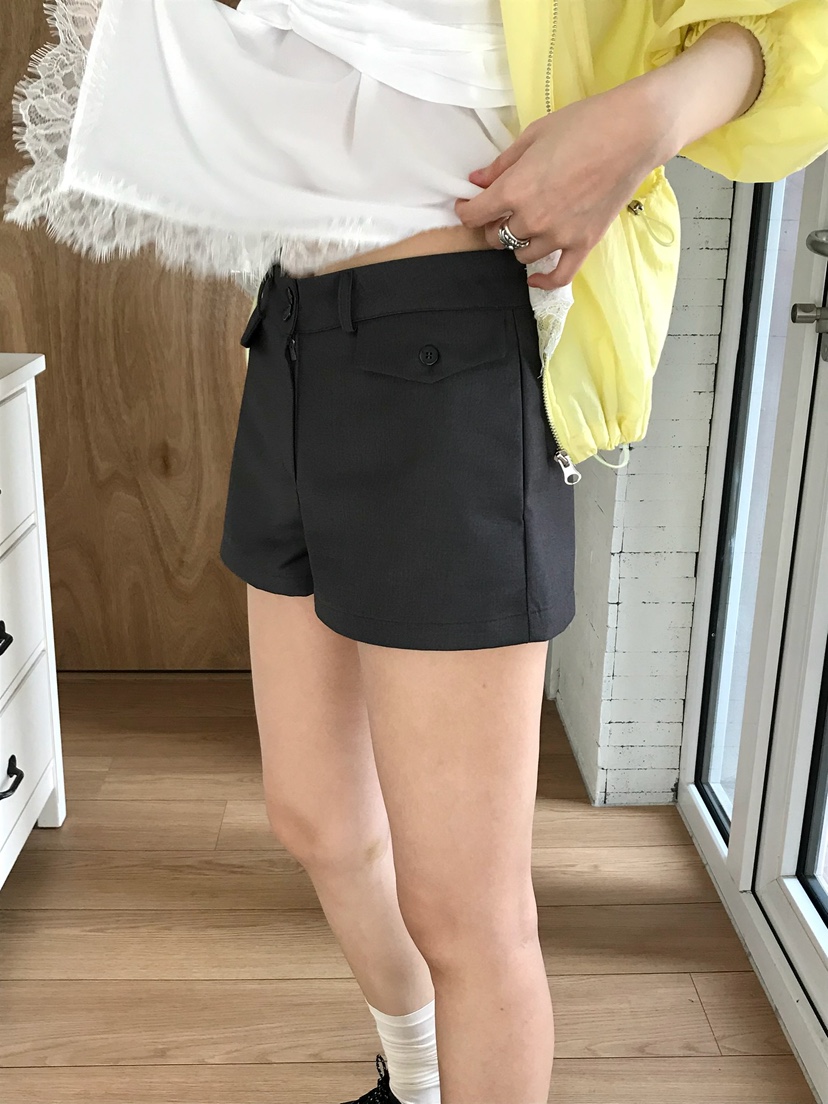 ESCHER東大門代購女裝新品人氣真品時尚短褲不含腰帶口袋ESCHER短褲