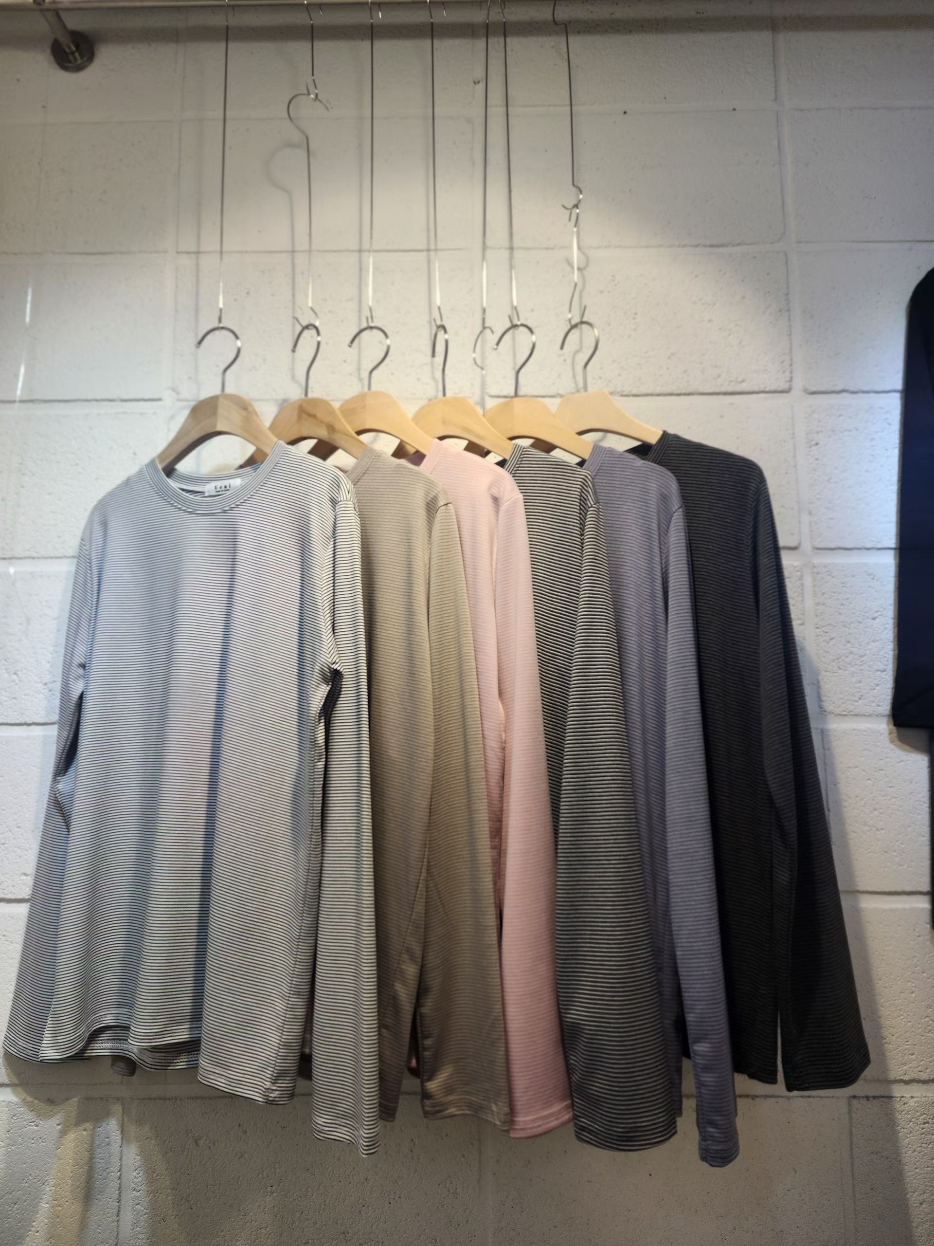 VENI韓國直郵女裝新款人氣26春夏真品職業熱賣推薦長袖T恤VENI長袖T恤圖色1左一色