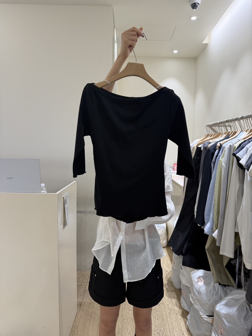 FLOWER-L韓國直郵實拍女裝新品休閑推薦26春夏熱賣人氣T恤FLOWER-LT恤圖色3