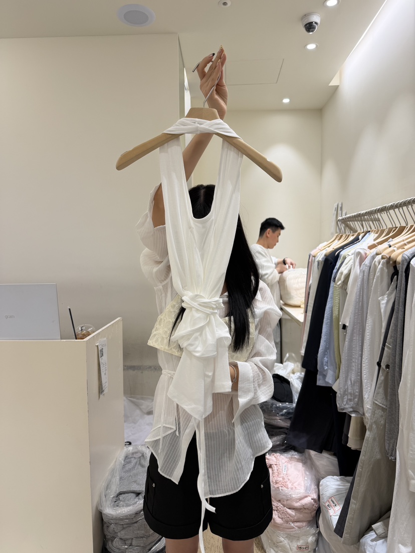 FLOWER-L韓國直郵實拍女裝新款熱賣26春夏推薦時尚吊帶背心FLOWER-L吊帶/背心