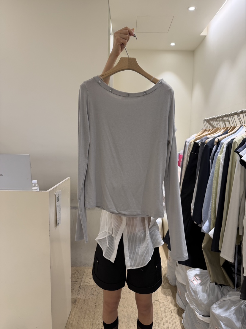 FLOWER-L韓國東大門直郵女士新款26春夏人氣長袖T恤露肩FLOWER-L長袖T恤圖色4