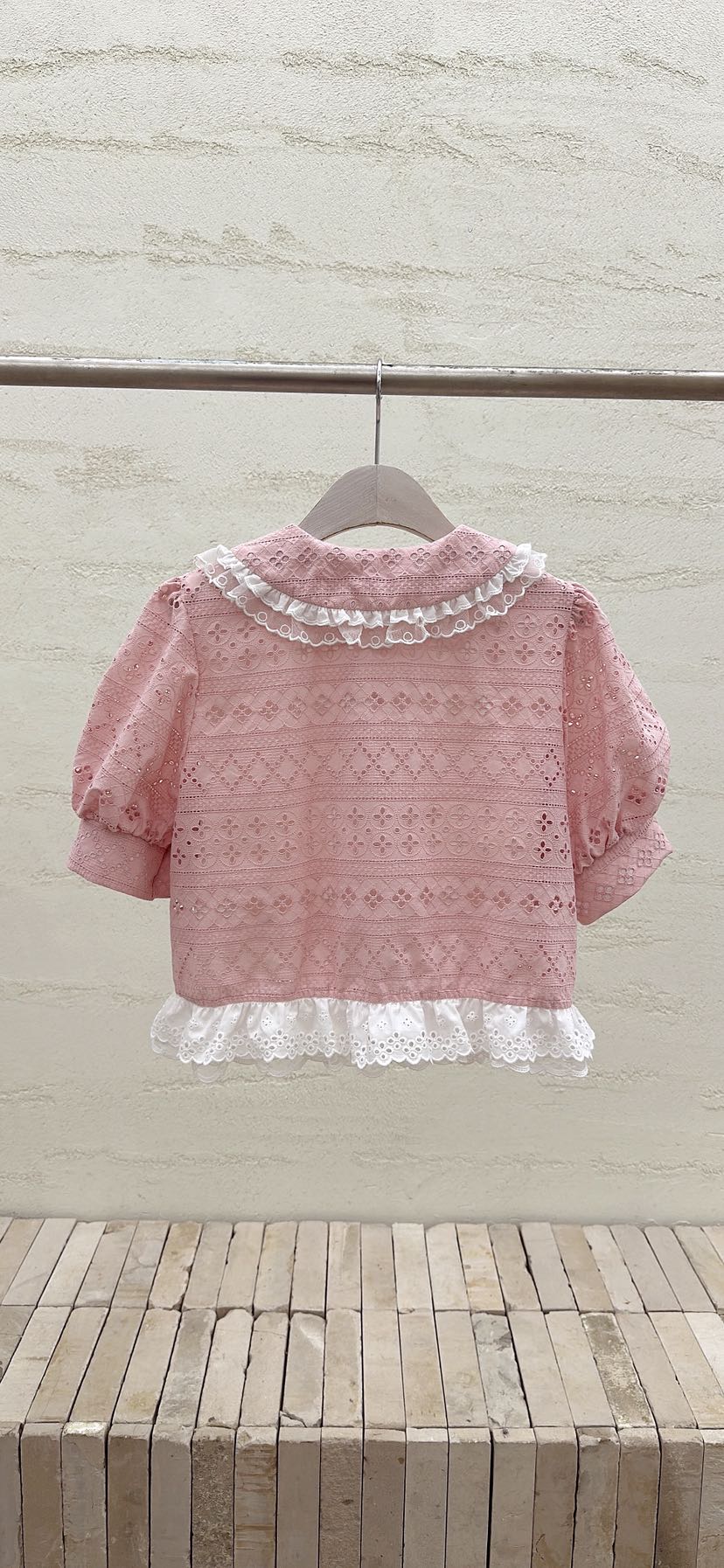 YARD韓國代購女裝新款26春夏熱賣時尚襯衫蕾絲衫刺繡圓領YARD襯衫/蕾絲衫