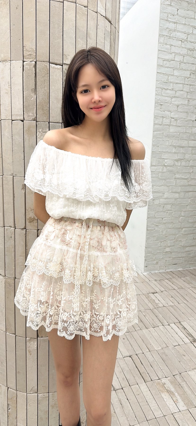 YARD韓國直郵實拍女裝新款26春夏襯衫蕾絲衫荷葉邊刺繡雪紡YARD襯衫/蕾絲衫