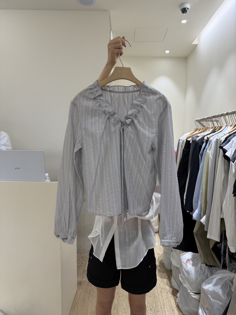 FLOWER-L韓國直郵實拍女裝新款時尚休閑職業熱賣襯衫蕾絲衫FLOWER-L襯衫/蕾絲衫圖色2