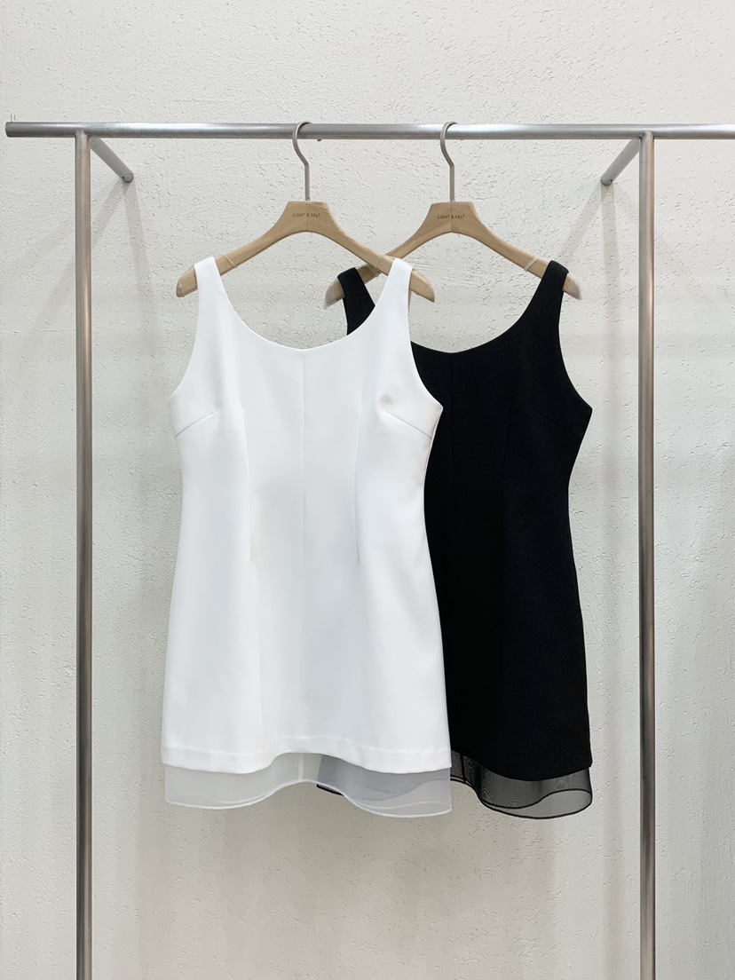 LIGHT AND SALT韓國東大門代購女士新品推薦26春夏連衣裙LIGHT AND SALT連衣裙