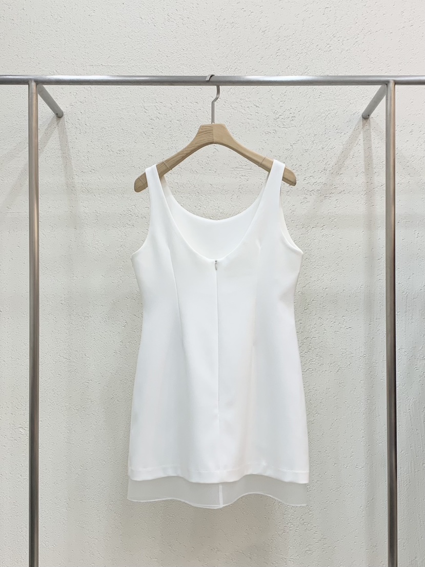 LIGHT AND SALT韓國東大門代購女士新品推薦26春夏連衣裙LIGHT AND SALT連衣裙