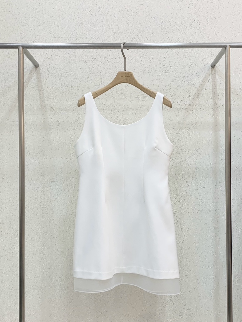 LIGHT AND SALT韓國東大門代購女士新品推薦26春夏連衣裙LIGHT AND SALT連衣裙圖色1