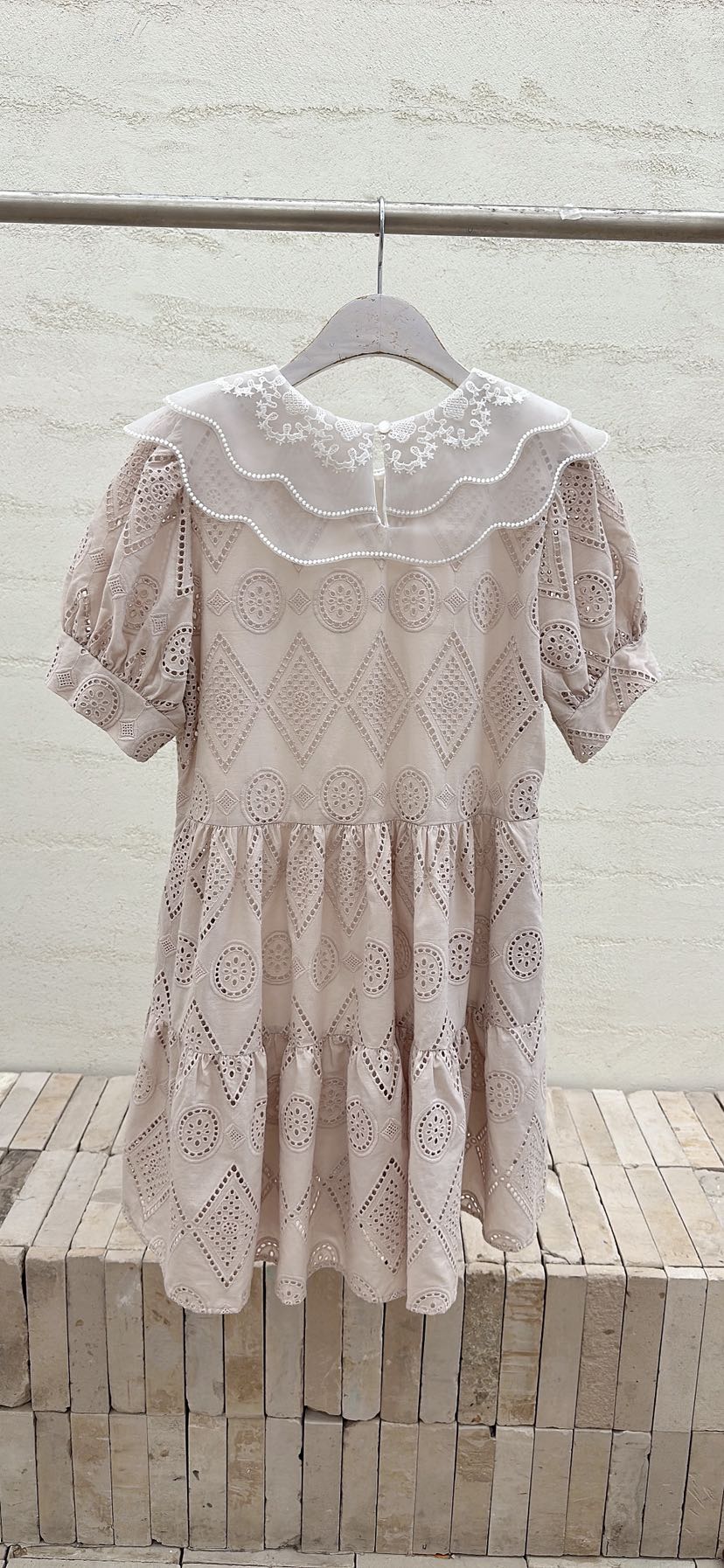 YARD韓國代購女裝新品時尚熱賣26春夏休閑推薦連衣裙含胸花YARD連衣裙