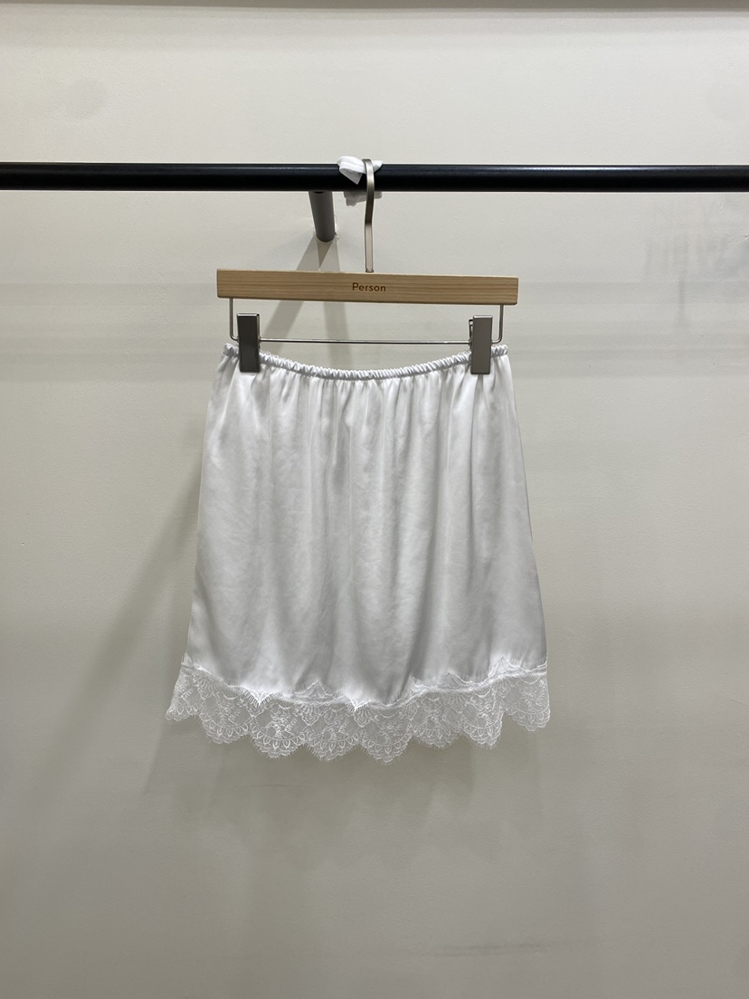 PERSON韓國直郵實拍女裝新品休閑熱賣時尚推薦職業短裙蕾絲PERSON短裙圖色1
