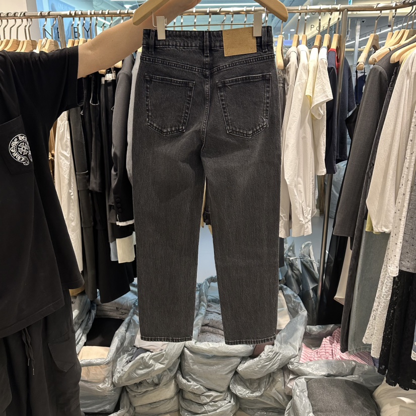 HONG.U韓國東大門代購女士新款推薦熱賣時尚休閑人氣牛仔褲HONG.U牛仔褲