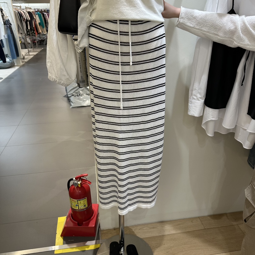 WINSOME韓國東大門直郵女士新款職業人氣熱賣休閑長裙條紋WINSOME長裙圖色1