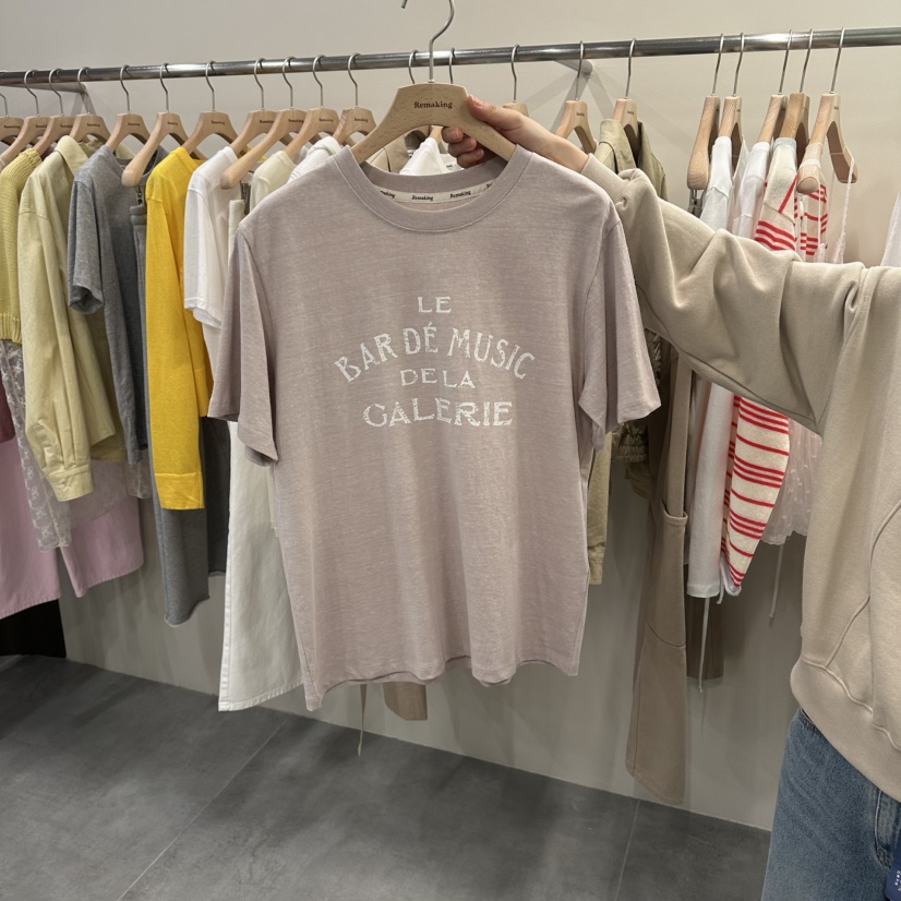 URBANSTORY/REMAKING韓國東大門直郵女裝新品職業休閑T恤Remaking/URBANSTORYT恤圖色2