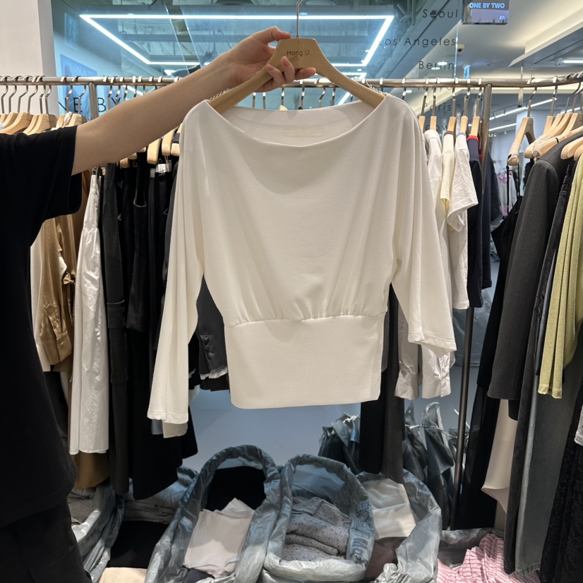 HONG.U韓國東大門直郵女士新款26春夏熱賣推薦時尚長袖T恤HONG.U長袖T恤圖色2