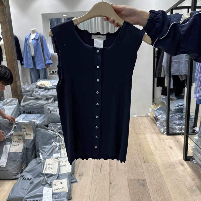 BRUNI/RICOTTA韓國代購女士新款職業人氣推薦時尚休閑馬甲BRUNI/RICOTTA馬甲圖色2