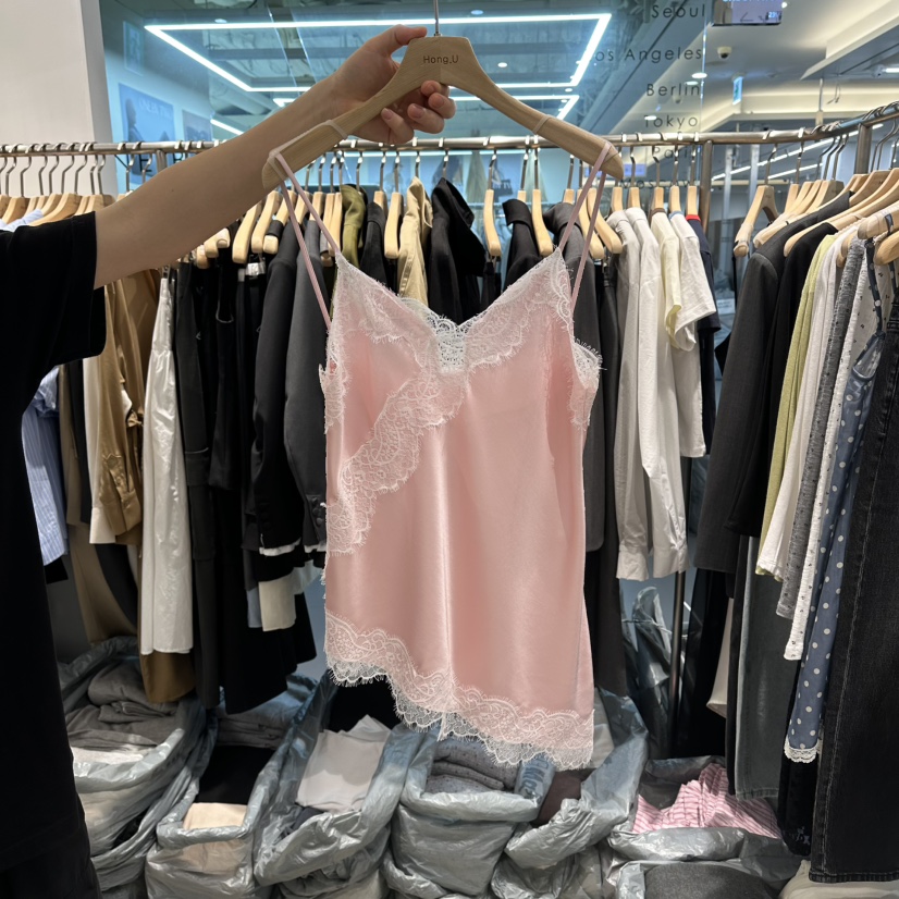 HONG.U韓國直郵實拍女裝新品人氣休閑26春夏吊帶背心緞面HONG.U吊帶/背心圖色1